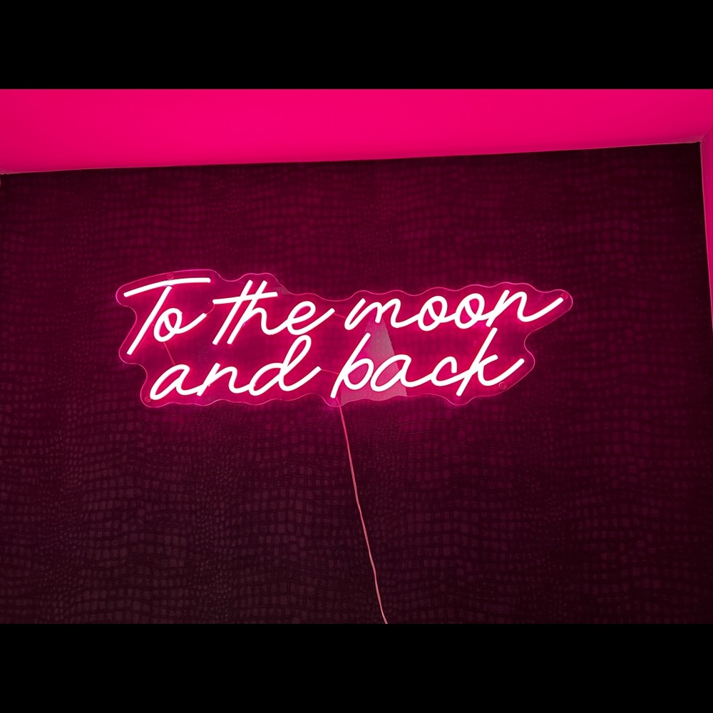 NEON SIGN